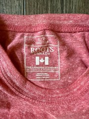 Roots Canada T-Shirt “NORTH” Pocket Tee Size S
