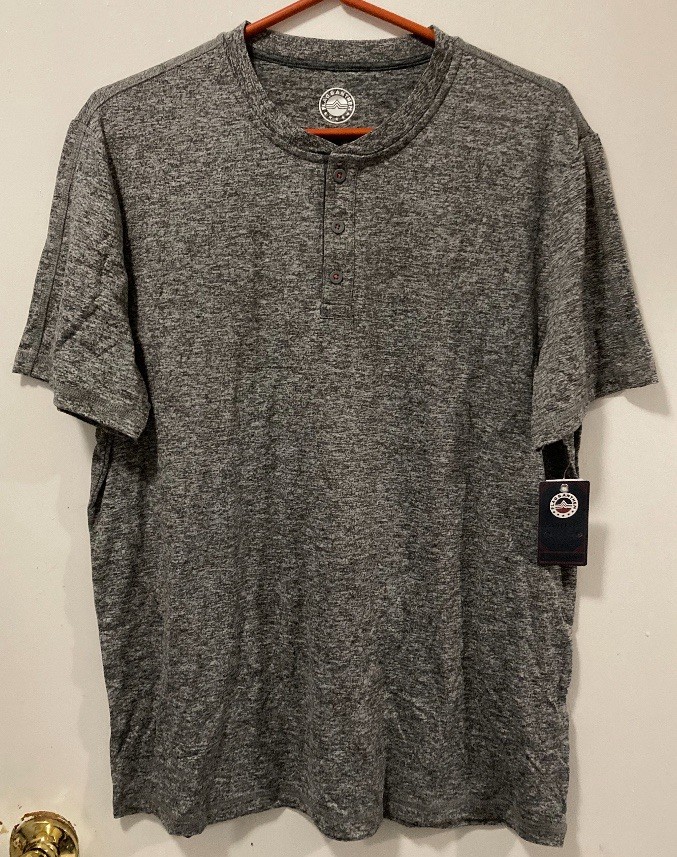 Flag & Anthem MadeFlex Men’s Grey Short Sleeve Henley Tee Shirt Size Medium NWT