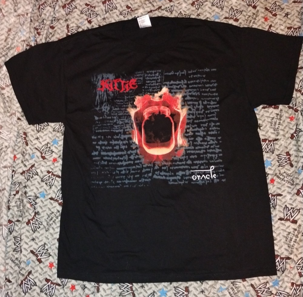Kittie Oracle Tour Concert Shirt Never worn Size L Morgan Mercedes Lander Metal