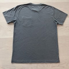 Fresh Clean Tees T-Shirt Men’s Size Medium Blue Pocket Crewneck Good