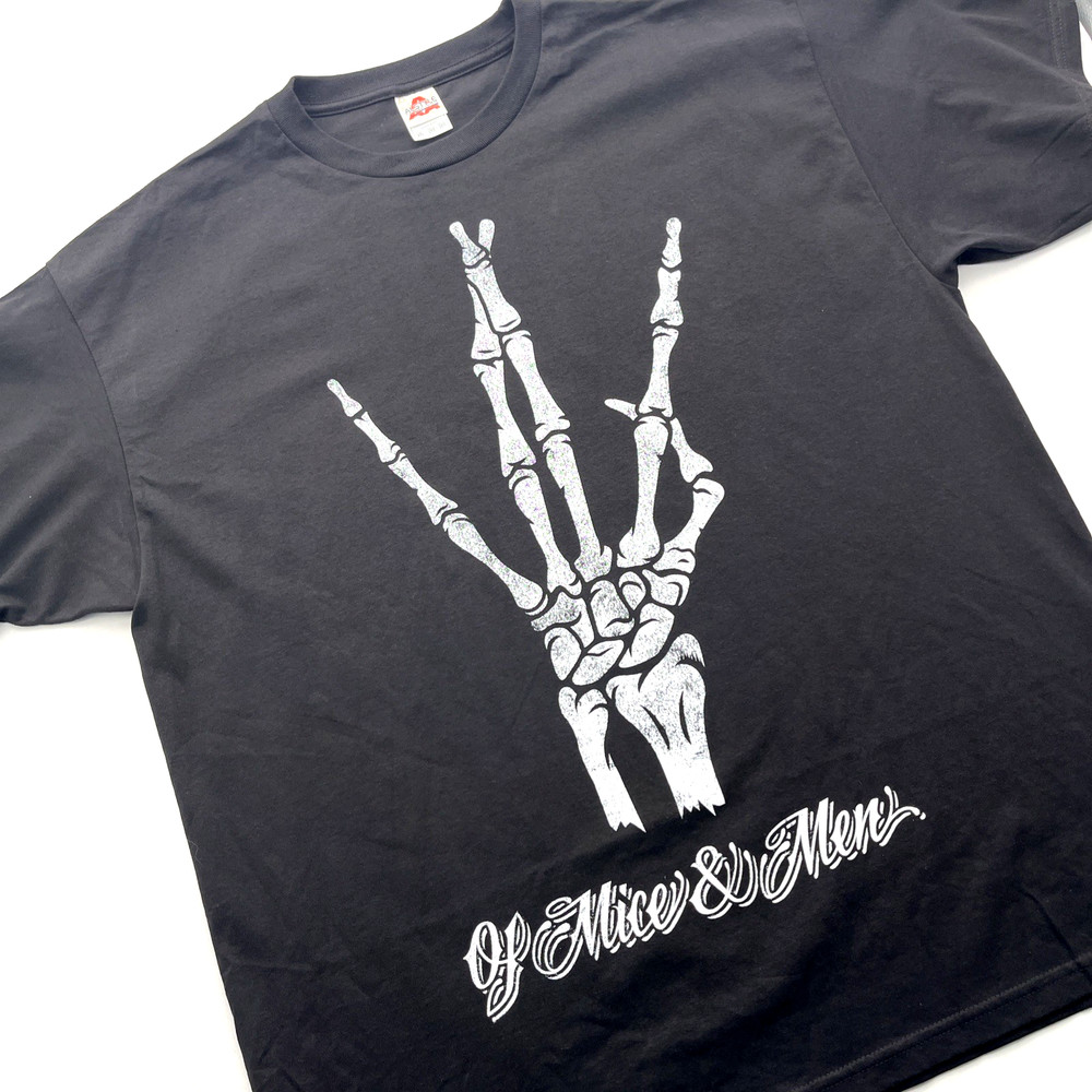 Of Mice & Men Skeleton Hand CA Metalcore Band Black T-Shirt 2XL Deadstock NEW!