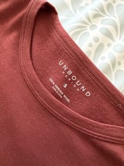 Unbound Merino 100% Superfine Wool T-Shirts Mens Small Lot 2 NWOT Black/ Sedona