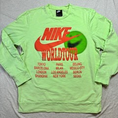 Nike Sportswear World Tour Shirt Men’s Large Green Glow In The Dark Puff Print