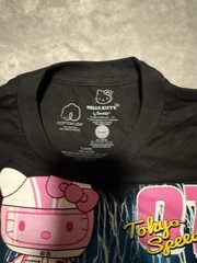 Hello Kitty Tokyo Speed Lighting In The Back Ground. T-Shirt Size Small Black