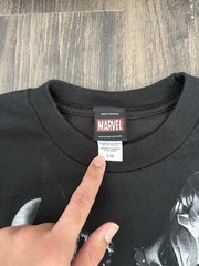 Marvel Avengers 2000s black t-shirt with graphic