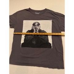2Pac Tupac Shakur Graphic T-Shirt Charcoal Gray Mens Medium Rap Tee Hip Hop