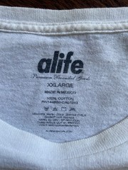Alife Chinese Restaurant White Red Graphic Long Sleeve T-Shirt XXL – Well Worn