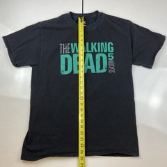 The Walking Dead Season 5 Set Dec Crew Shirt Black Size Medium RARE