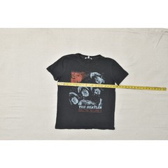 Elizabeth and James The Beatles Rubber Soul Graphic T-Shirt Black Size S Cotton