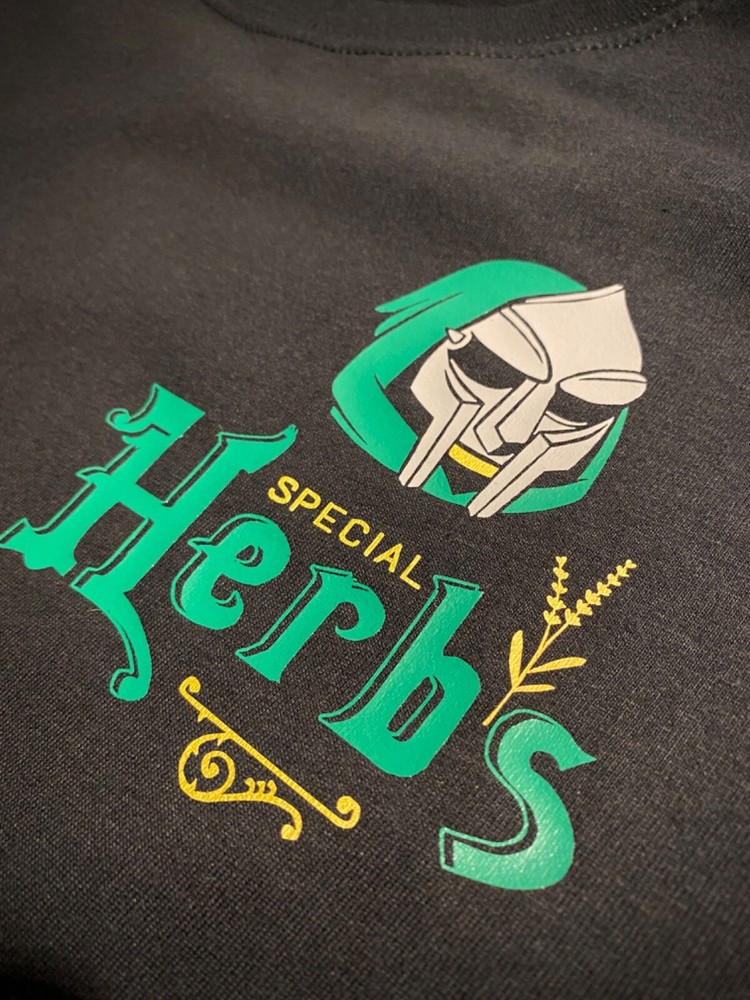 MF DOOM Special Herbs Lavender Buds/Men’s/Women’s Graphic Design T- Shirt M/6X
