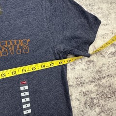 NWT Levi’s Standard Men’s Graphic Tee Small Navy Copper Riveted 1873 MSRP $24.50