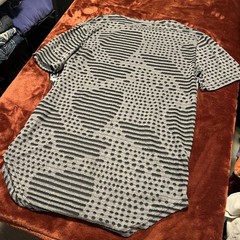 Mecca Mens Large Gray Black 3D Textured Pattern Short Sleeve Modern T-shirt NWT