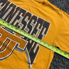 Vintage 90’s University Of Tennessee Men’s Size L Orange Single Stitched T-Shirt