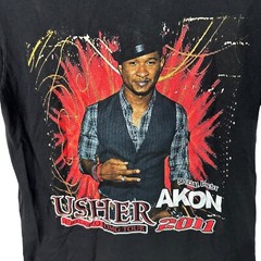 VINTAGE Usher Shirt Featuring Akon Double Sided OMG TOUR 2011 Sz S Concert Shirt