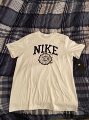 White Nike T-Shirt Large 100% Authentic Guaranteed