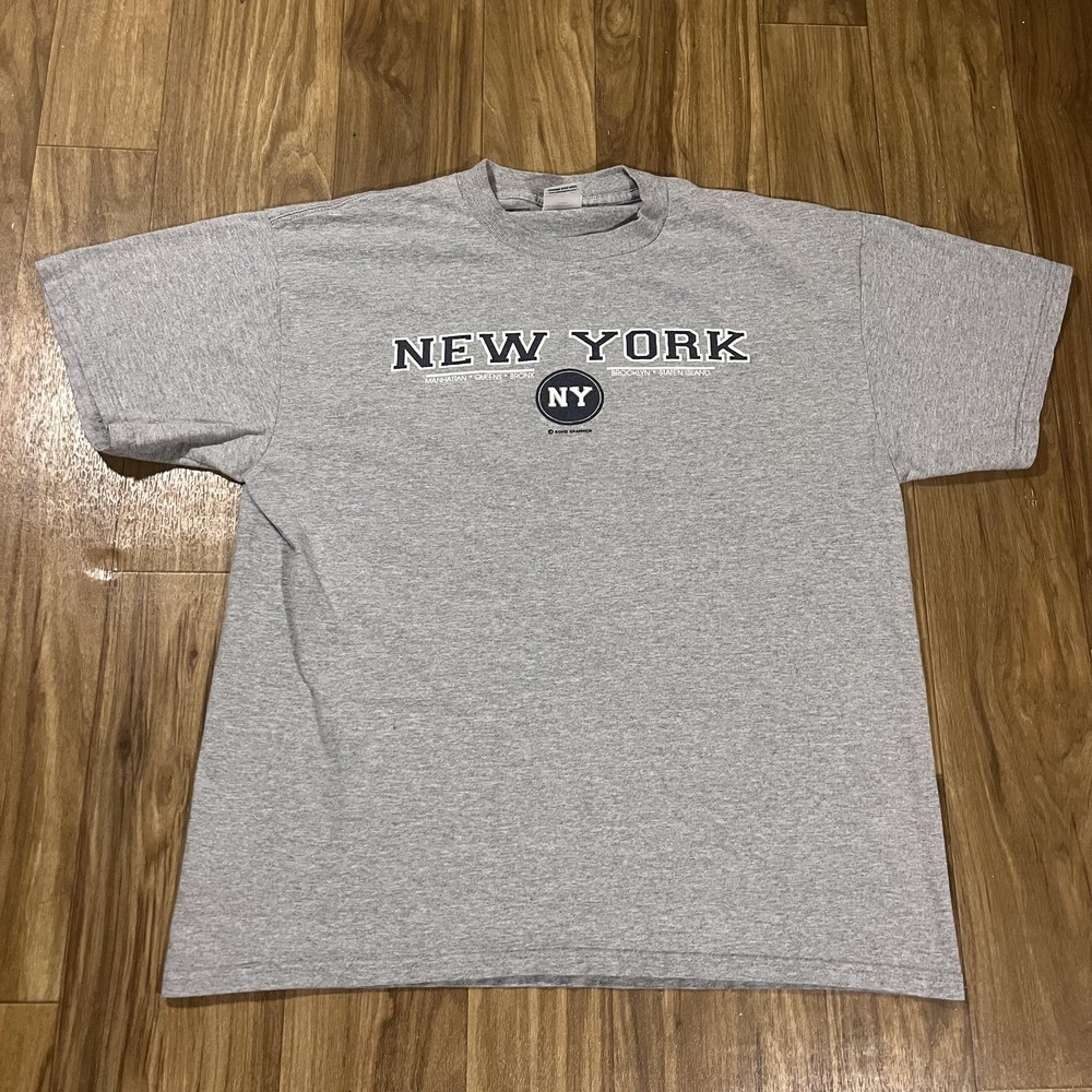 Vintage New York Shirt Mens Large Gray NY Boroughs Graphic Tee Delta Pro Weight