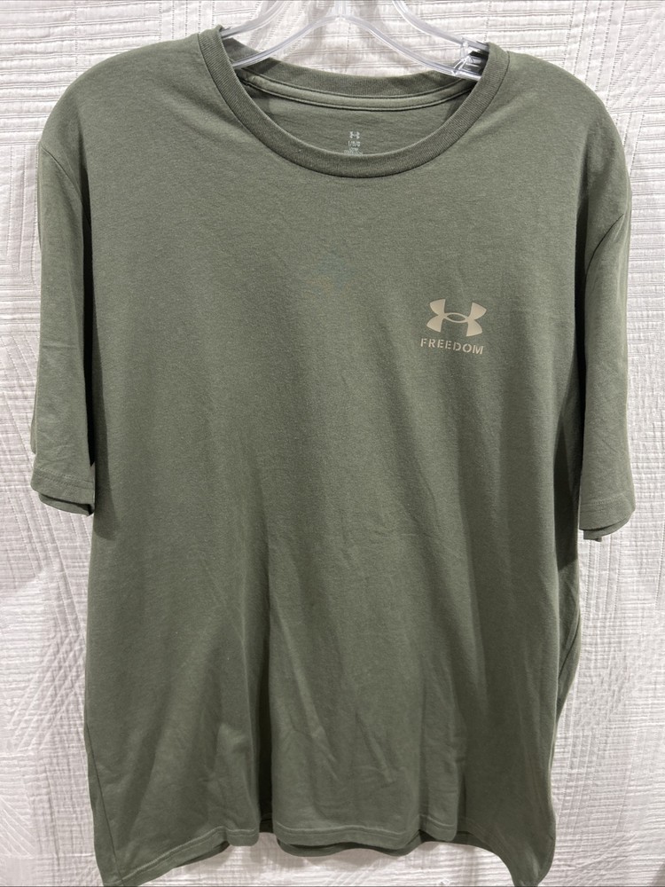 Under Armour 1382973 Men’s UA Freedom Flag Gradient T-Shirt Short Sleeve Tee L