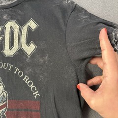 AC/DC Shirt British Tour ’82 Black Distressed Medium 2017 Reprint