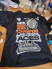 Las Vegas Aces Nike Unisex 2025 WNBA Finals Champions Locker Room SIZE M, T-Shit