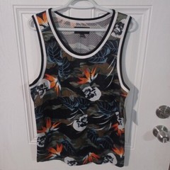 No Boundaries Multi-Color Skull and Fowers Tank Top Men’s Size S