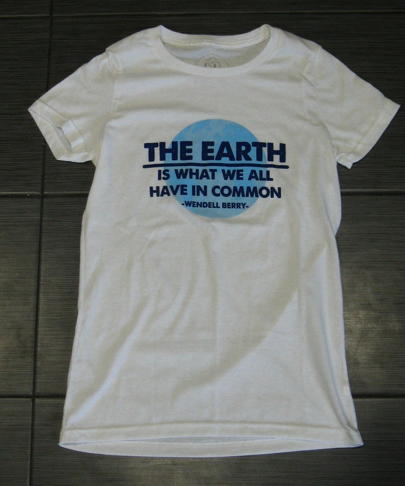 SustainU The Earth is What We Have in Common White T-Shirt Size S New