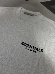 Essential Men’s Cotton Crew Neck T-Shirt Light Oats Size Medium New with Tags M