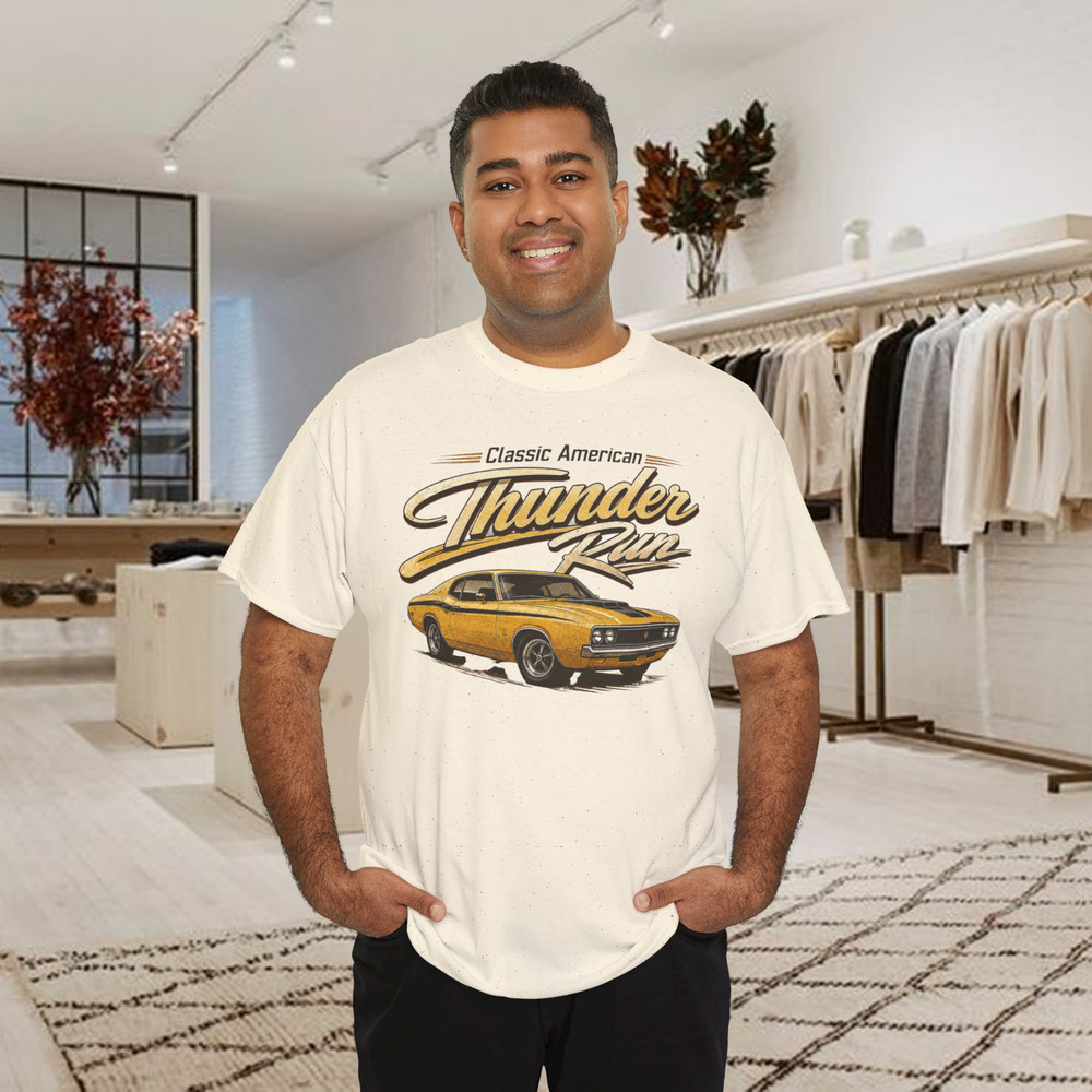 Classic American Thunder Run Vintage Muscle Car Graphic T-Shirt