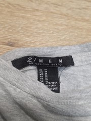 21 Men Tshirt Size M Medium Gray With Zipper Accent Short Sleeve Men’s Casual