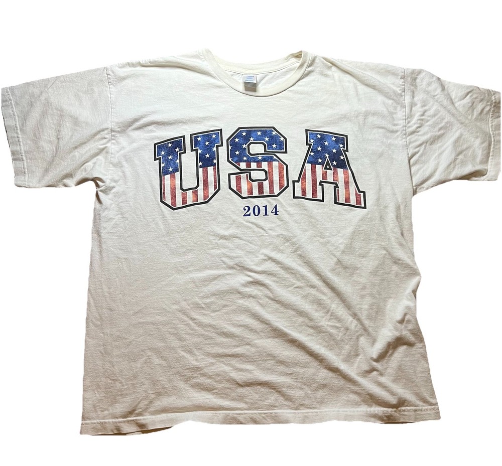 Men’s White Short Sleeve T-Shirt USA 2014 Design Size XL (46/48) 100% Cotton