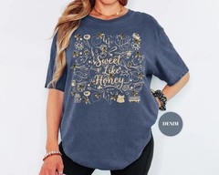 Sweet Like Honey Bee Honeycomb Nature Graphic Comfort Tee Soft Cozy Gift Unisex
