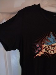 Just Roxie Band Tee Shirt Size Large Harmony Acoustics Americana Group From GA