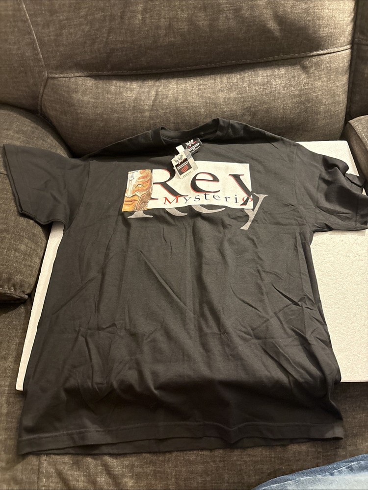 WWE Vintage Rey Mysterio Many Faces Shirt 2002 New With Tags Size XL