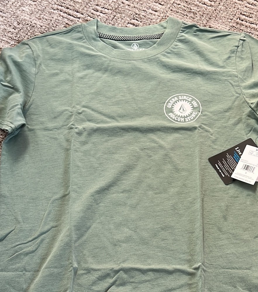 Volcom Ohana Stone Graphic T-Shirt new with tags Small