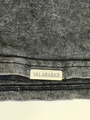 Valabasas Vintage Size M Graphic T-Shirt “Looking For Peace” Edgy Streetwear