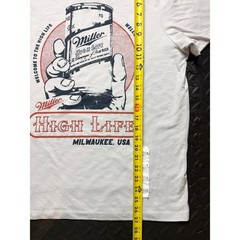 Miller High Life Beer Graphic T-Shirt Mens Small Cream Mad Engine Milwaukee USA