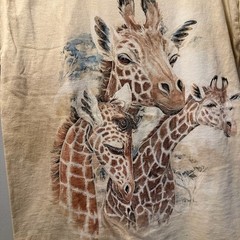 The Mountan giraffe Tee shirt yellow acid wash short sleeve