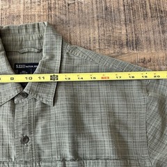 511 TACTILE Lot of 2 Shirts Mens Size L Red Green Button Snaps Lined Pockets