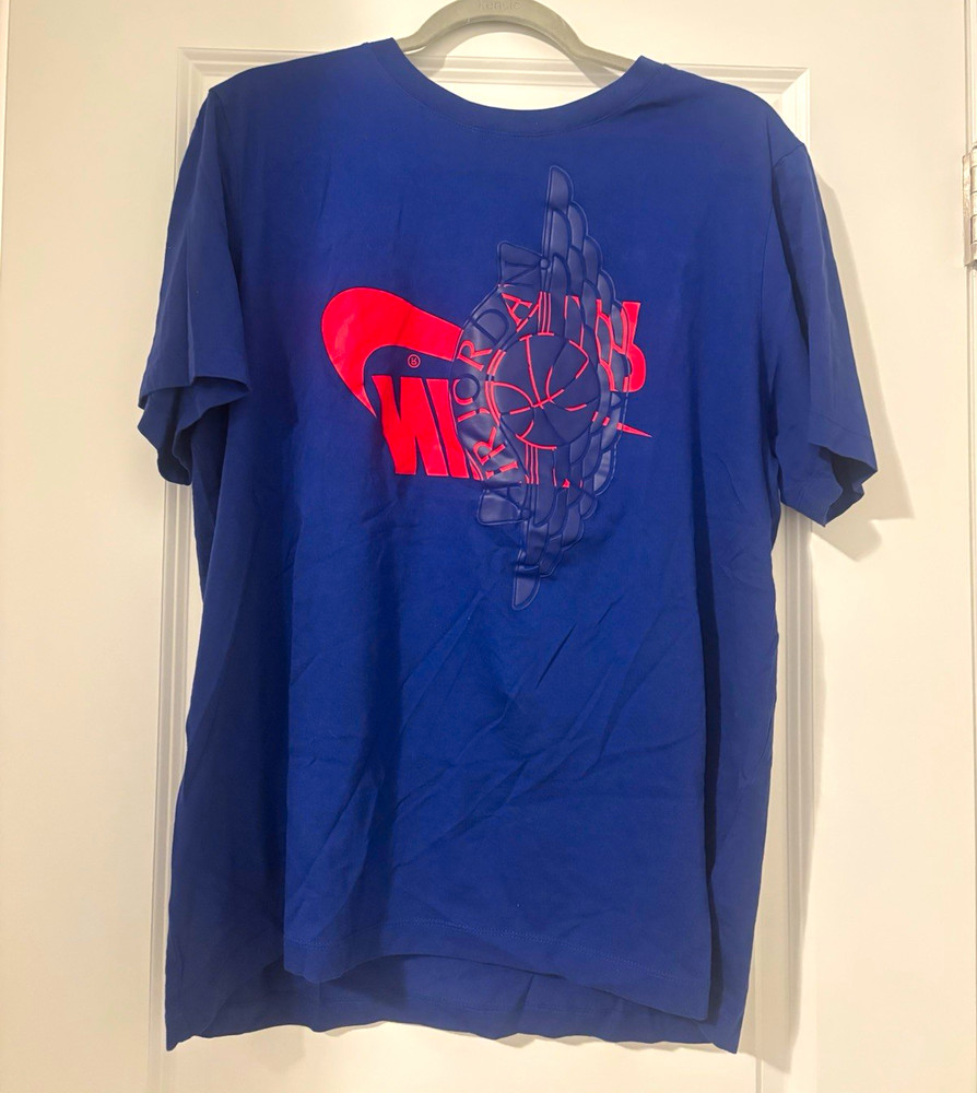 Nike Swoosh Air Jordan Retro 1 FUTURA Wings Logo Blue Red Men’s T-Shirt L/Large