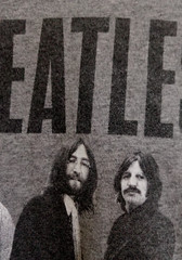 GUC 2017 Beatles Men’s Size L Let it Be T-shirt