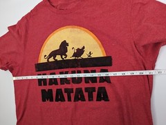 Disney Red Lion King Hakuna Matata Short Sleeve Simba T-Shirt Men’s Large