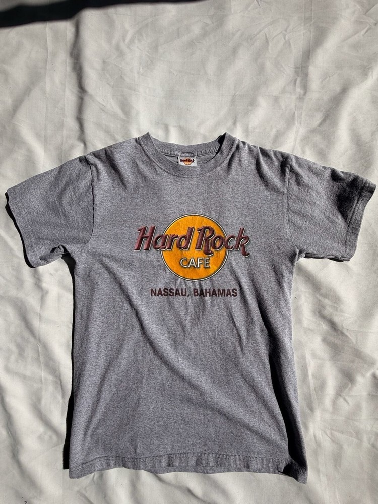 Hard Rock Cafe Nassau Bahamas Graphic Logo T-Shirt Gray