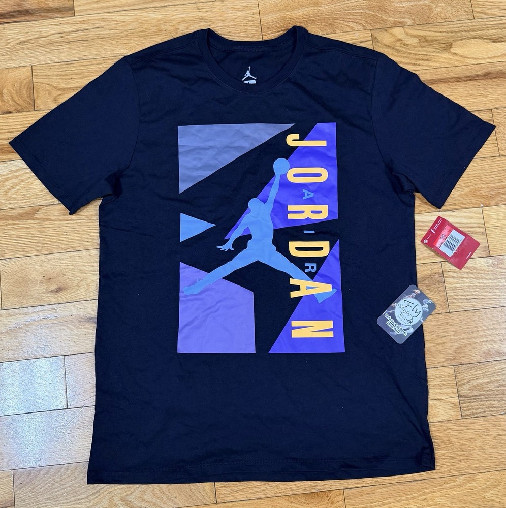 Air Jordan Black t-shirt & purple graphics Jumpman Logo Size Large AJ 8 Aqua Col