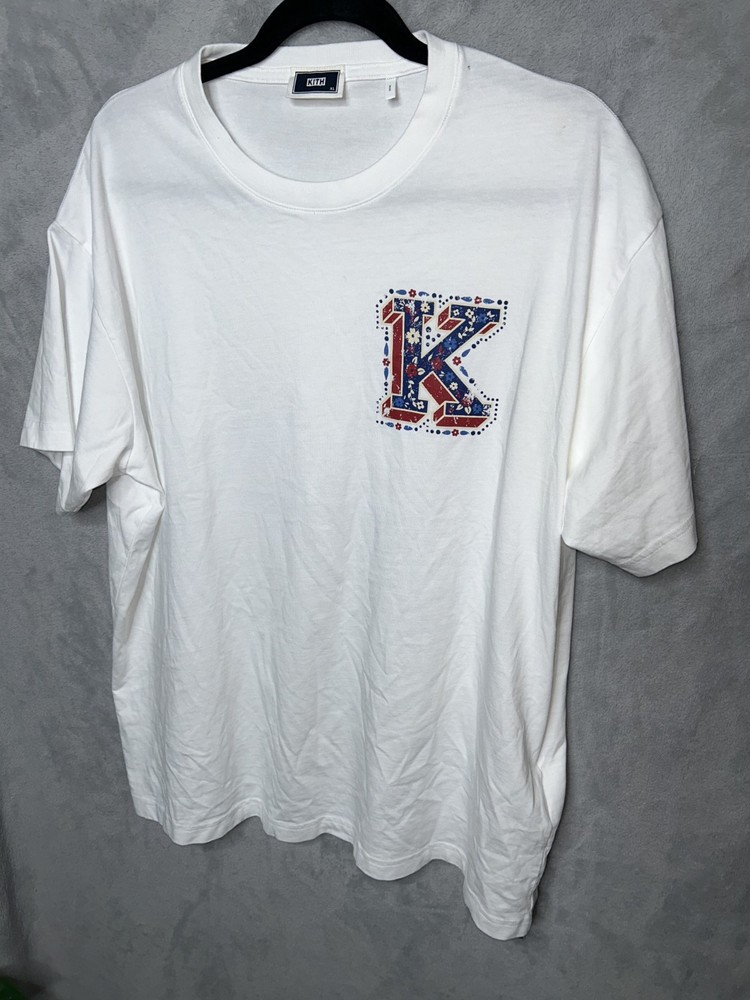 Kith Needlepoint Vintage Logo Tee White T-Shirt Men’s Size XL {NEW Other}
