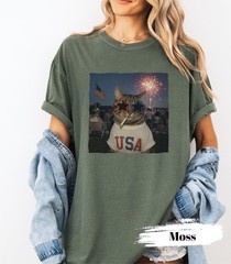 Patriotic Cat Shirt Funny 4th of July Graphic Tee USA Cat Lover Gift