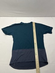 Men’s Small Superlight T-Shirt 110 GRMerino Wool Two Tone Blue Gray Color Block