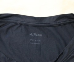 Uniqlo Airism Men Micro Mesh Lightweight Polyester Spandex Size M Blue Tee Top
