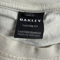 Oakley Shirt Mens L Black Gray Colorblock Slim Fit Graphic Long Sleeve Casual