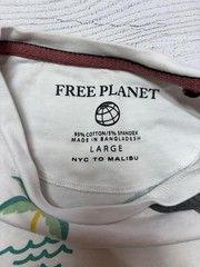 Free Planet Shirt Mens Large Toucan Palm Tree Allover Tropical Graphic Tee