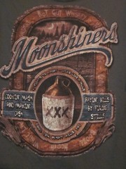 NWT – Discovery Channel MOONSHINERS Adult Size M Green Double-Sided S-Sleeve Tee