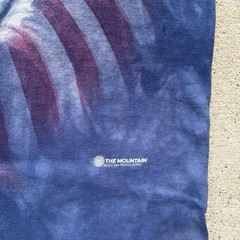 The Mountain Men’s American Flag Horse Blue Graphic T-Shirt Size Medium Cotton